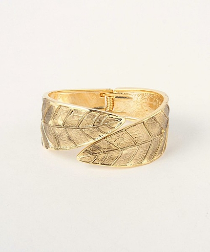 UWBT リーフ バングル