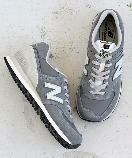 BY∵ new balance ML574 スニーカー