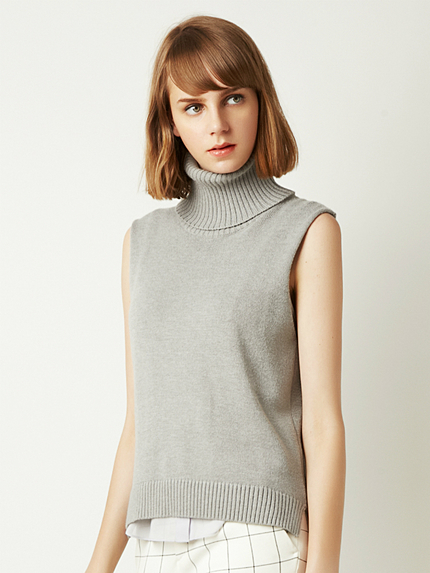 レイヤードラフタートルニット