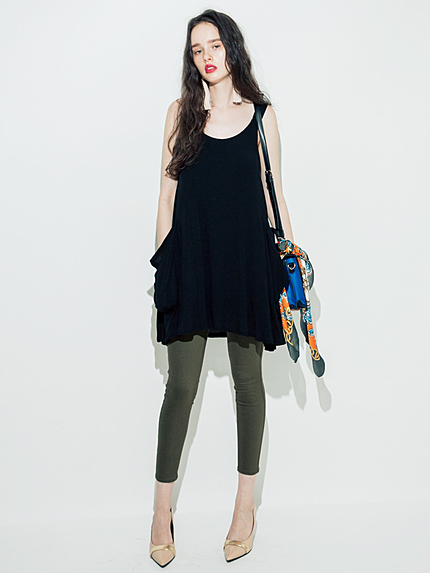 【CASUAL】ルーズポケットフレアタンク