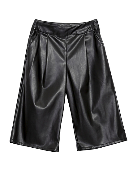 【MODE】フェイクレザーハーフパンツ