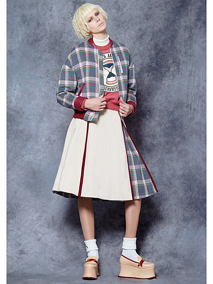 ANTI-CLOCK ANTI-GRAVITY PULLOVER