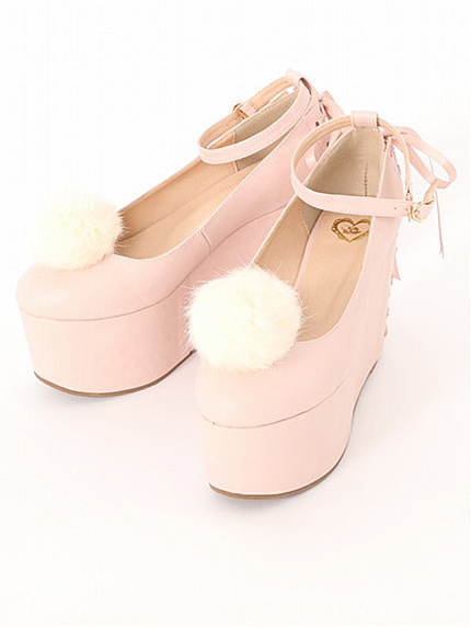 ファーポンポン付レースアップパンプス