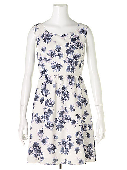 水彩フラワーワンピース