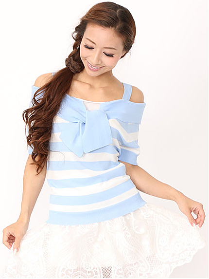 フロント結びオフショルボーダートップス