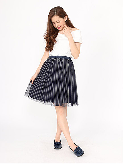 ストライプチュールスカート