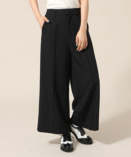 ■新作アイテム■TRピンタックワイドパンツ