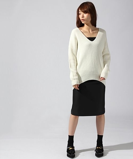 【新色追加!WEB限定先行予約】5GアゼコクーンVネックプルオーバー