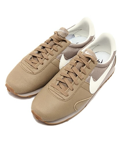 ウィメンズ ナイキ プリモントリオール ベージュスエード WMS NIKE PRE MONTREAL RCR VNTG 555258-201