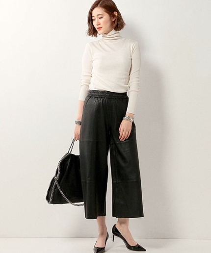 ＜DESIGNERS REMIX(デザイナーズリミックス)＞レザー ワイド クロップドパンツ