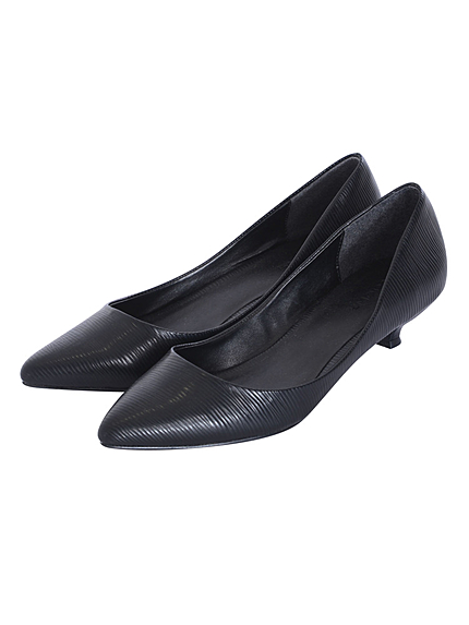 POINTED MINIMAL シューズ