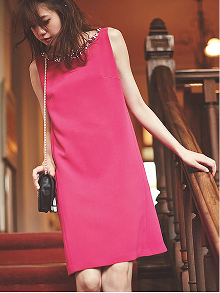 バックシャンラッフルサックワンピース