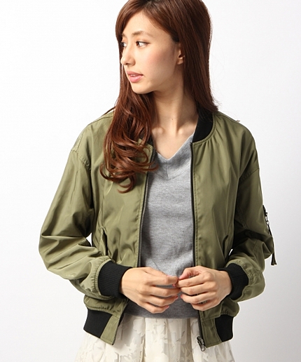 リバーシブルライトMA-1