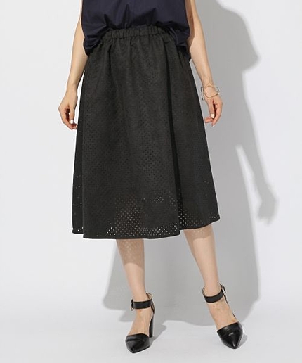 Pパンチングスウェードスカート