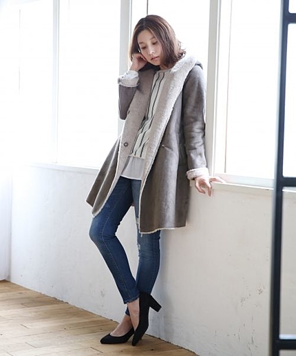 【WEB先行予約】フードフェイクムートンコート