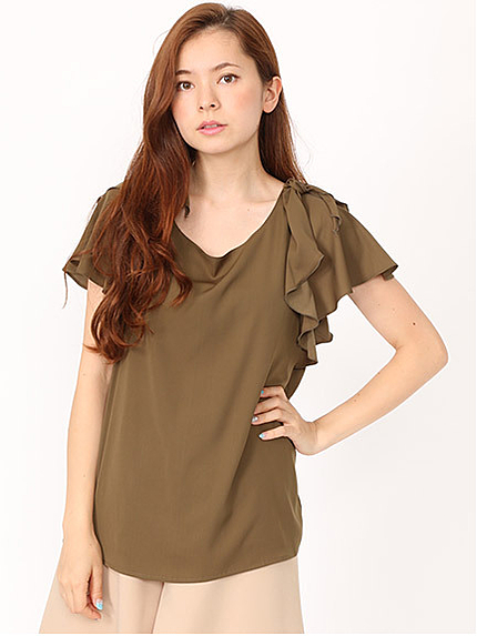 ラッフルサテンブラウス