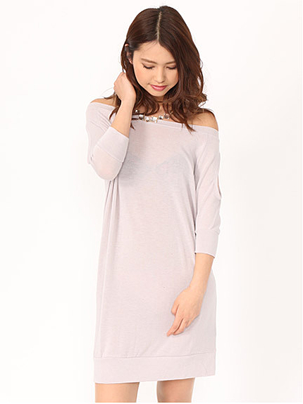 肩空きロングカット+ネックレスＳｅｔ