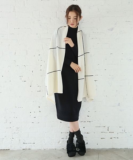 【WEB先行予約】グラフチェックニットストール