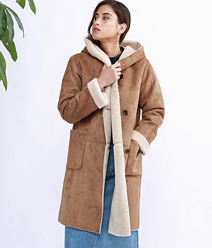 【Oggi11月号掲載】 フェイクムートンフードコート