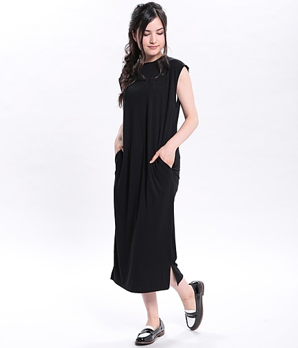 Iラインノースリーブワンピース