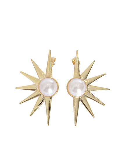 ハーフサニーピアス