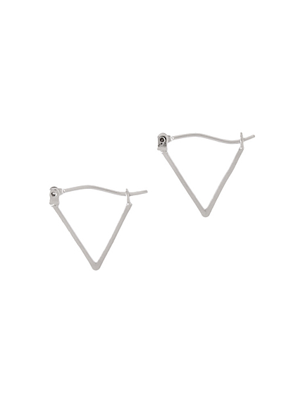 トライアングルピアス