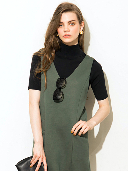 半袖タートルニット