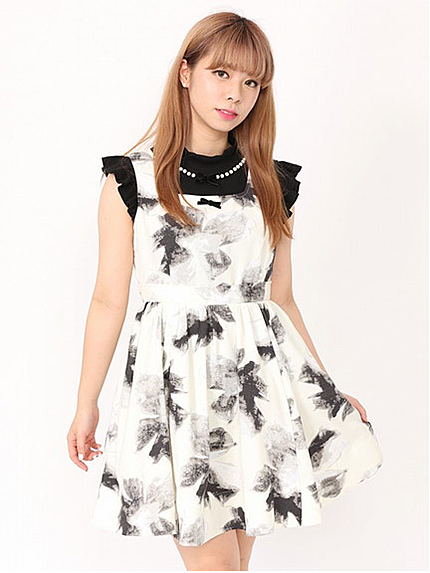 フラワーギャザーフレアOP