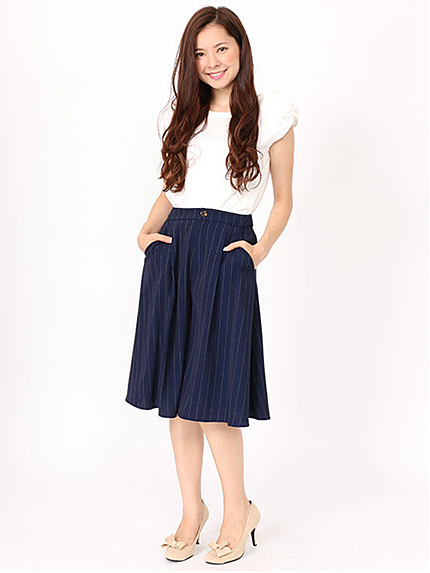 フェミニンガウチョパンツ