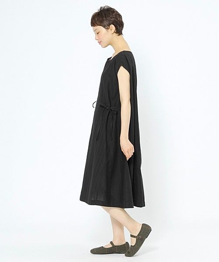 シャドーストライプノースリーブワンピース