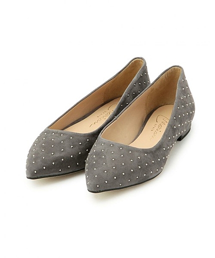 BY MARIAN スタッズポインテッドトゥパンプス