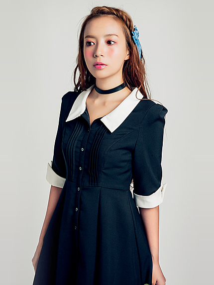 バイカラータックプリーツワンピース