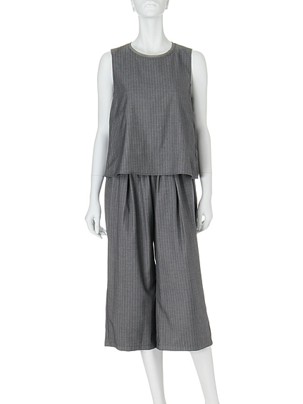 ピンストライプオールインワン