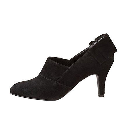 パンプス感覚で履ける♪バックリボンつきブーティ