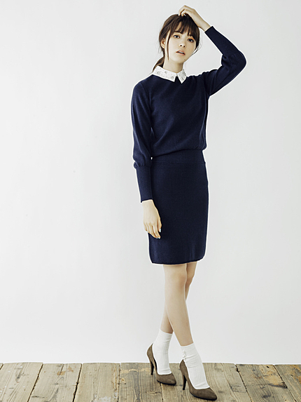 【W】襟ビジューニットタイトワンピース