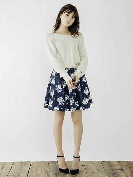 【dazzlin】オフショルプチケーブルニット