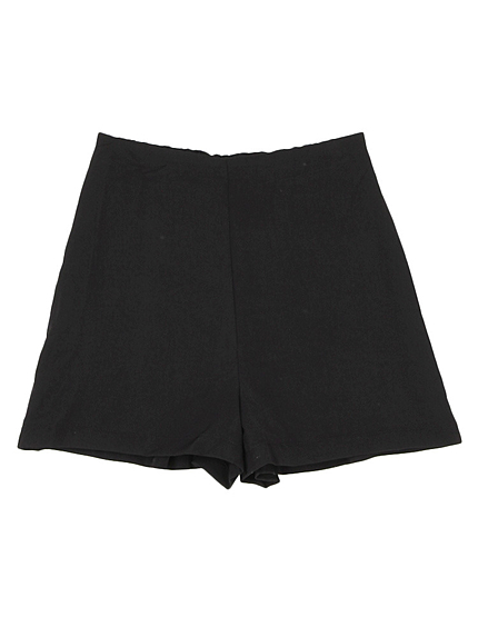 センタープレスルーズショートパンツ