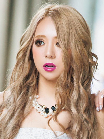 パールビジューネックレス