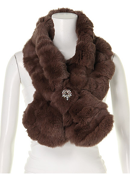 ブローチ付ファーストール