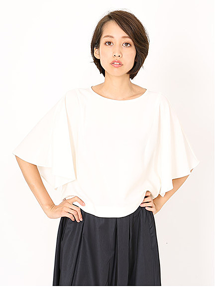 フレアスリーブブラウス