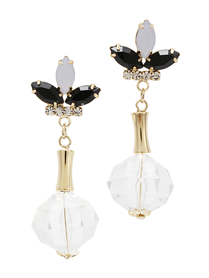 ハングクリアビジューピアス