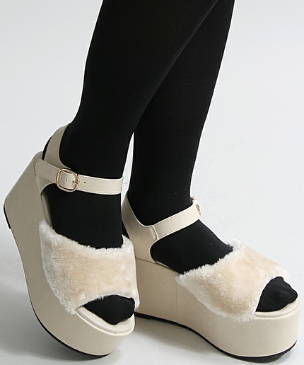 WEGO/ファー厚底サンダル