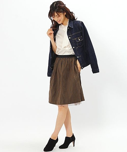 ストライプチュールスカート