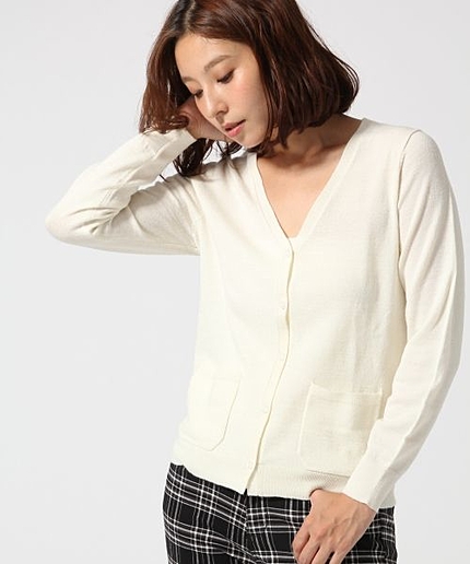 【洗濯機で洗えるニット】１２ウォッシャブルVカーディガン