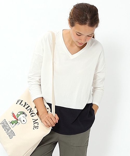 VネックワイドTシャツ