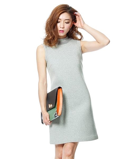 【OUTLET ITEM】ダイバーカットノースリーブワンピース