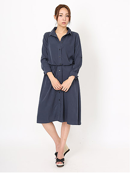 シャツワンピース
