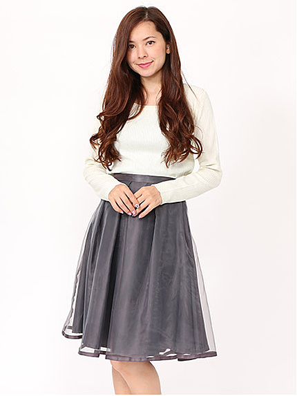 オーガンジータックスカート