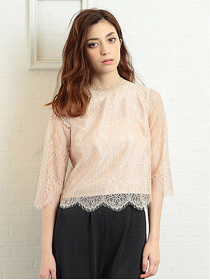 レースブラウス