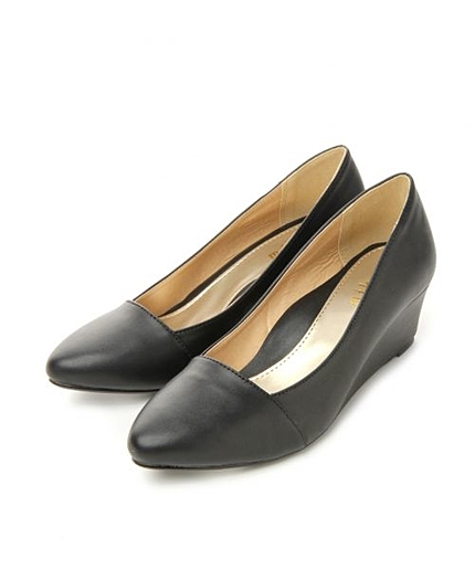 キノウローヒールパンプスAW